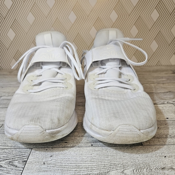 Nike Air Max Bella TR 5 Triple White Training Shoes DD9285-100 Women's Size 10 - Picture 2 of 7